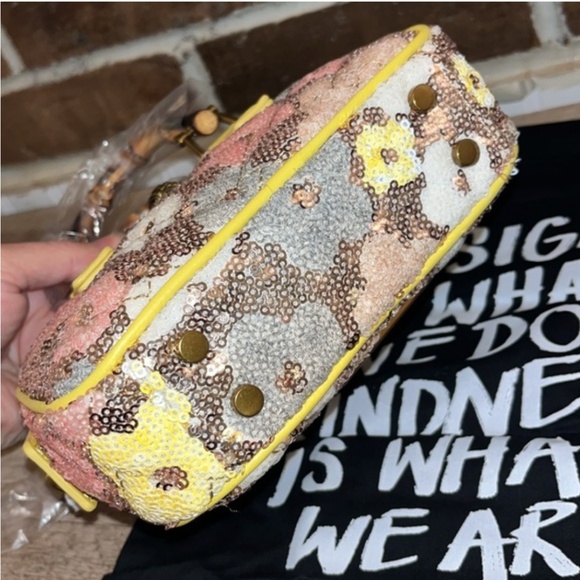 Kurt Geiger Extra Small Kensington Bamboo Handle Sequin Crossbody Bag Purse - Picture 10 of 11